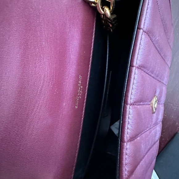 YSL Saint Laurent Medium Vicky Crossbody Bag - Picture 7 of 11